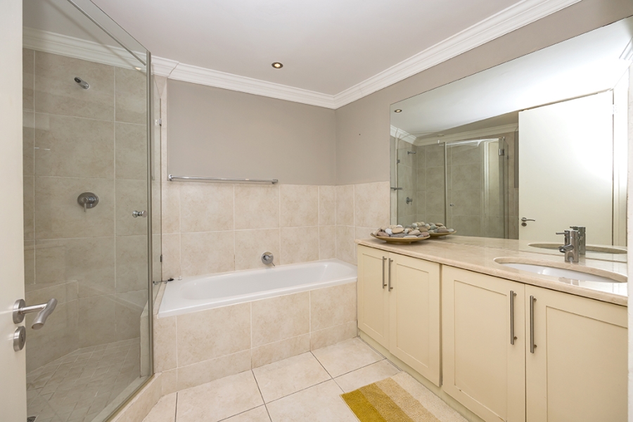 2 Bedroom Property for Sale in Beachfront Western Cape